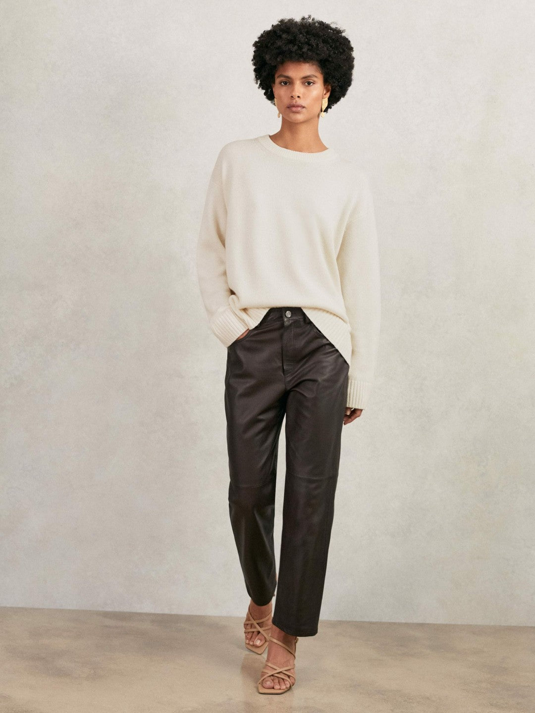 Wool-Cashmere Crew-Neck Jumper in Cream Women | Reiss