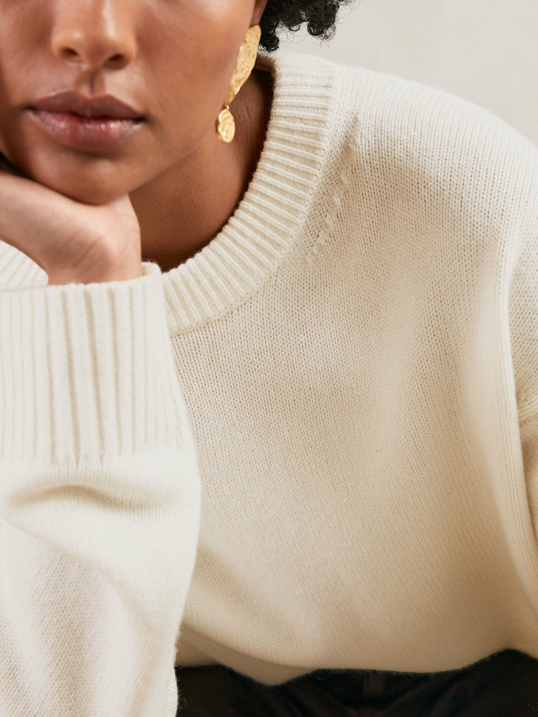 Wool-Cashmere Crew-Neck Jumper in Cream Women | Reiss