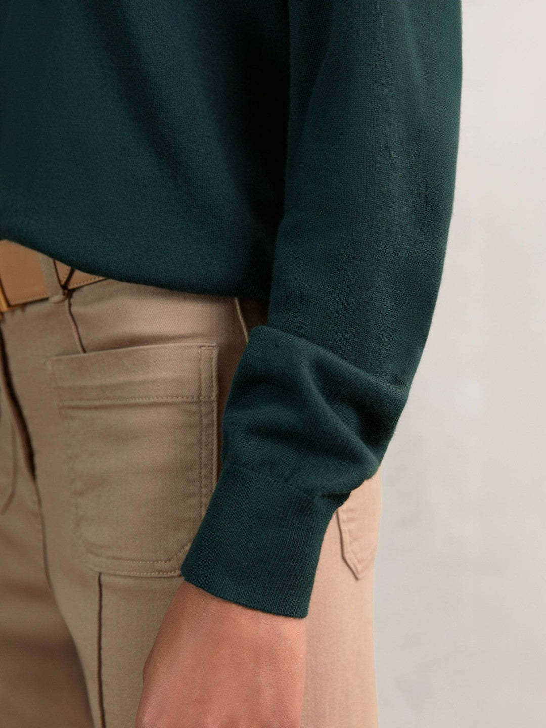 Merino Wool Crew-Neck Jumper in Green Women | Reiss