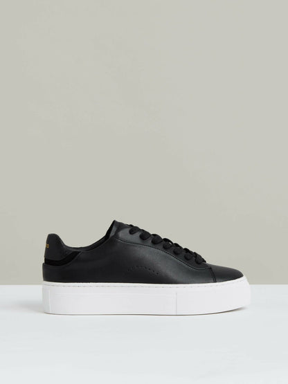 Leather Low-Top Trainers in Black Women | Reiss