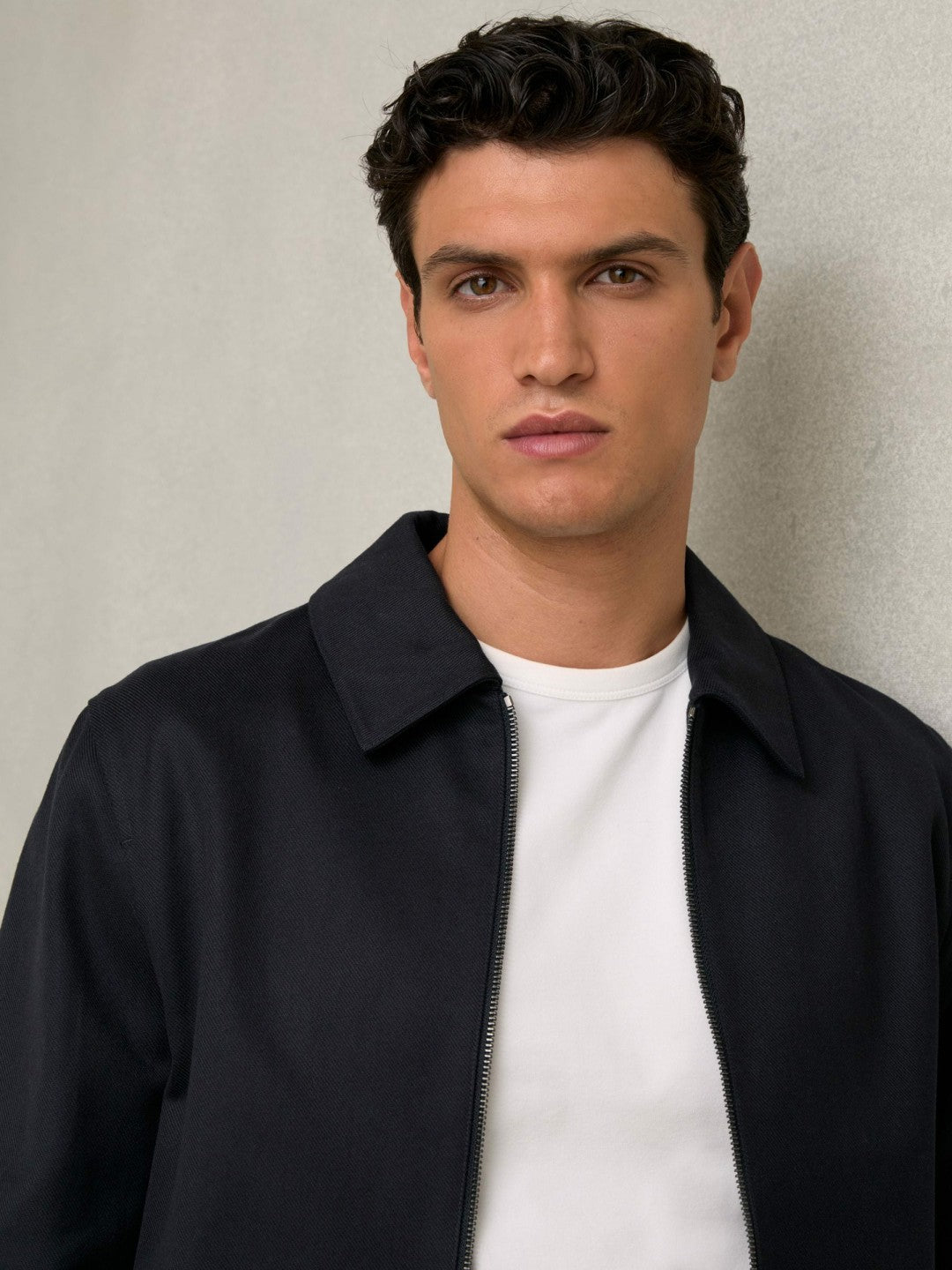 Lyocell-Cotton Zip-Through Twill Jacket in Navy Men | Reiss