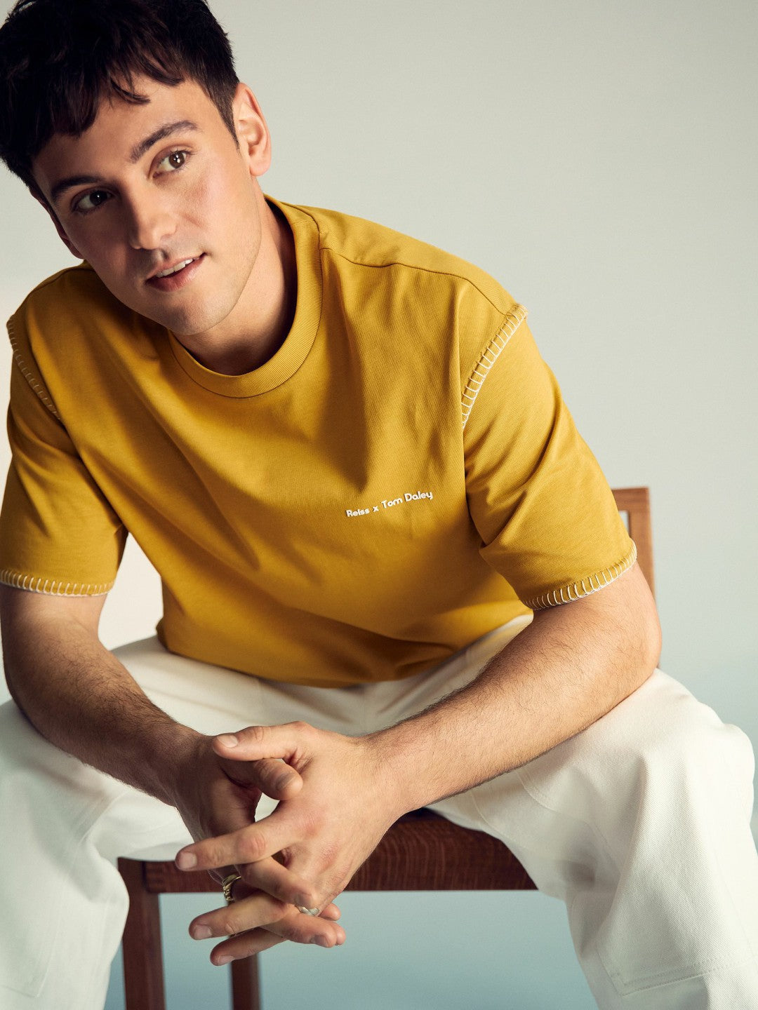 | Tom Daley Graphic-Print T-Shirt in Yellow Men | Reiss