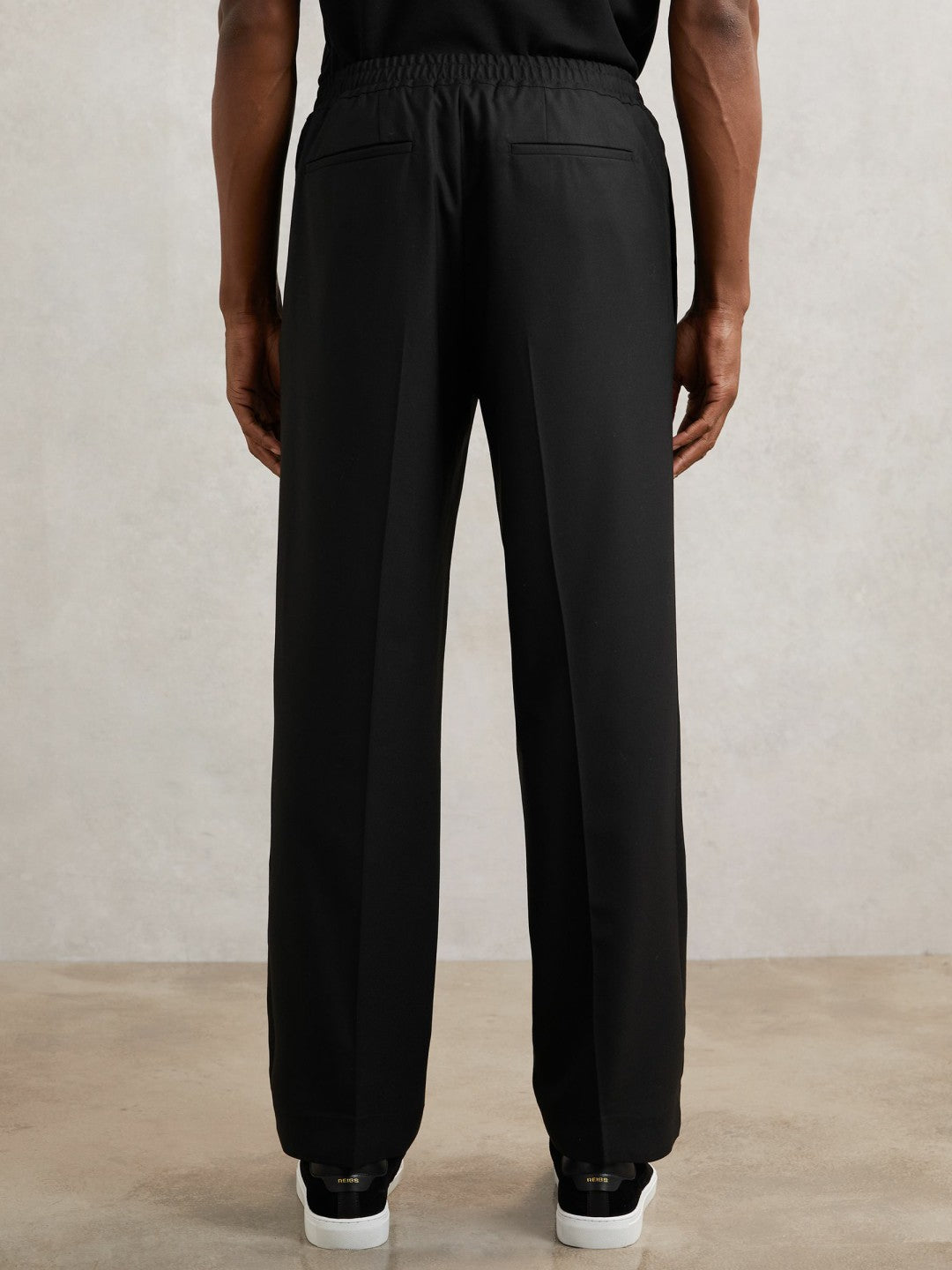 Relaxed-Fit Twill Drawstring Trousers in Black Men | Reiss