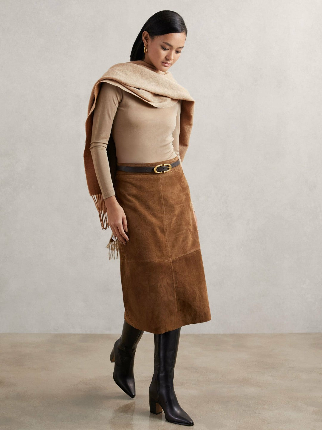 Wool-Cashmere Scarf in Taupe Women | Reiss