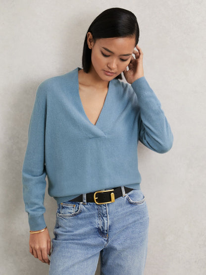 Cashmere V-Neck Jumper in Blue Women | Reiss