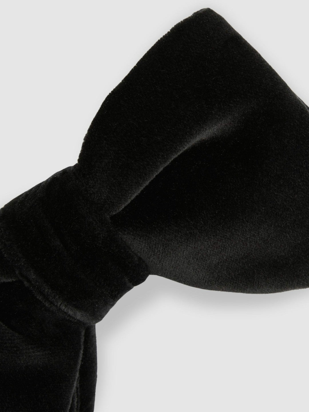 Velvet Bow Tie in Black Men | Reiss