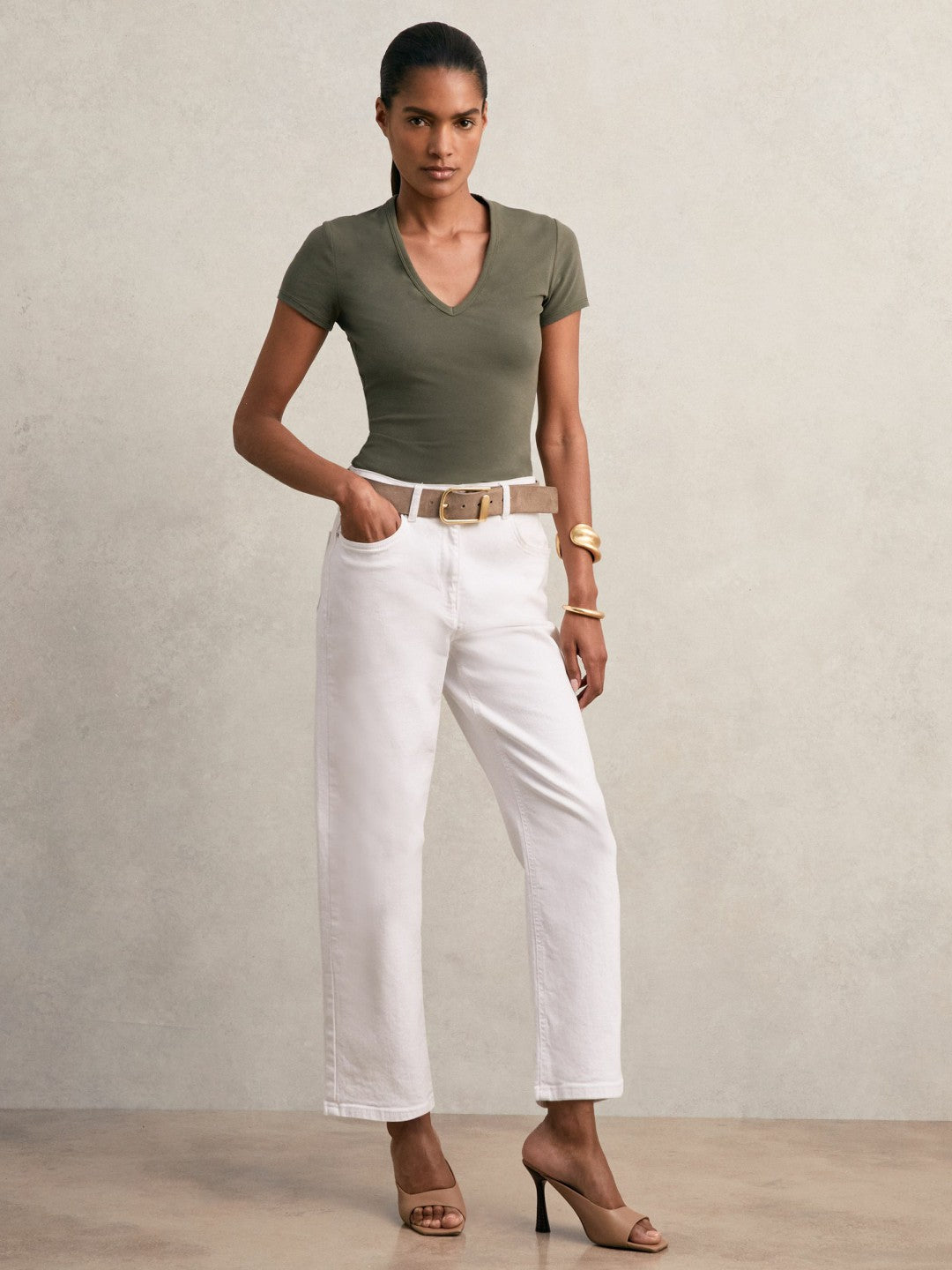 Stretch Cotton V-Neck T-Shirt in Khaki Green Women | Reiss