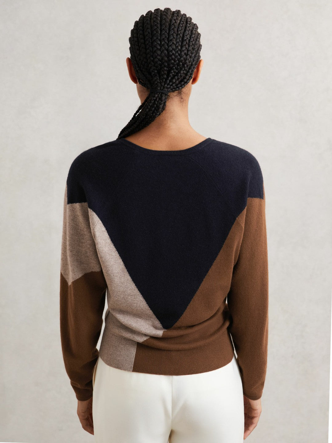 Wool-Blend Colourblock Knit Jumper with Cashmere in Toffee Brown/Navy/Neutral Women | Reiss