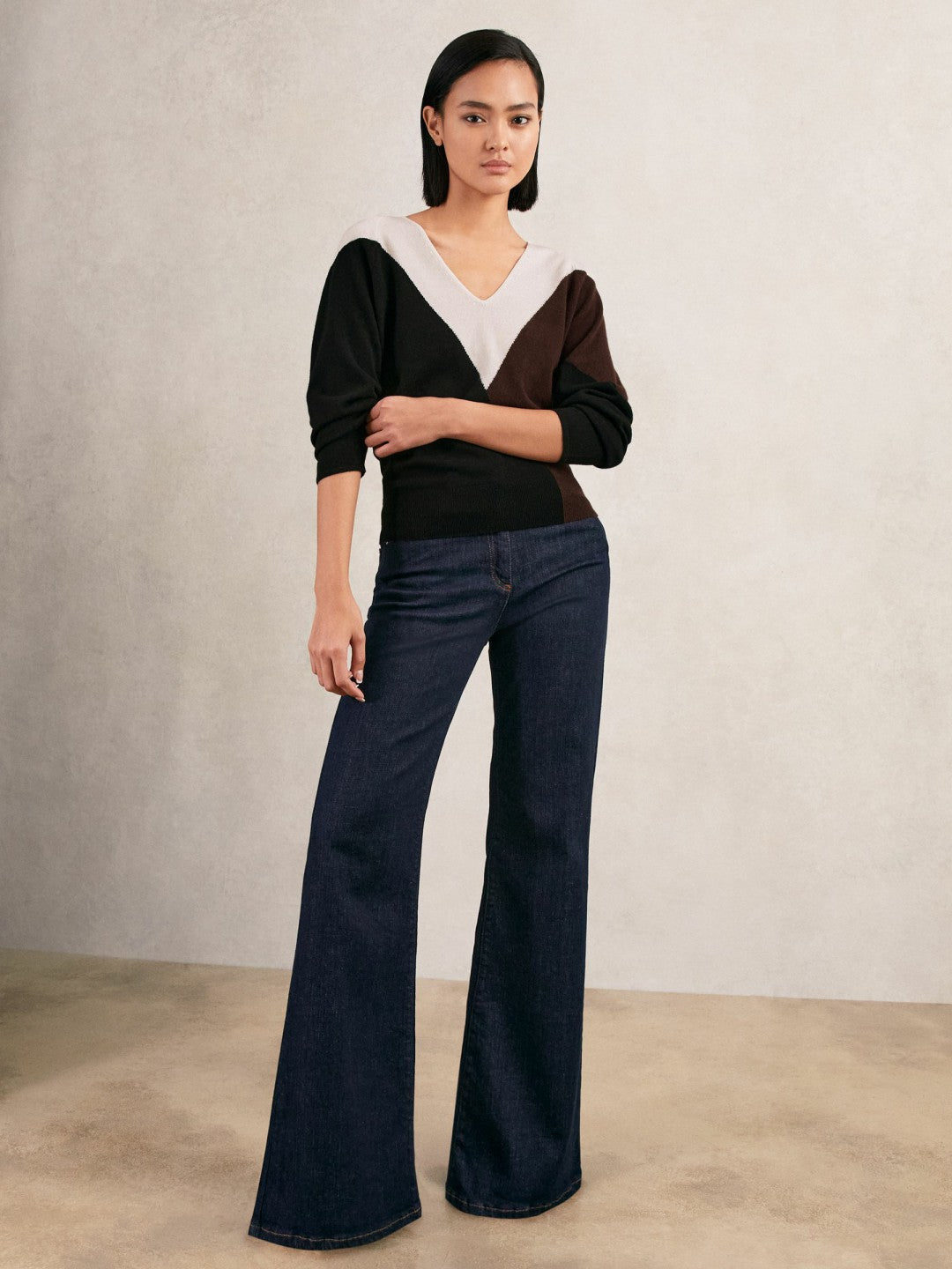 Wool-Blend Colourblock Knit Jumper with Cashmere in Black/Burgundy/Cream Women | Reiss