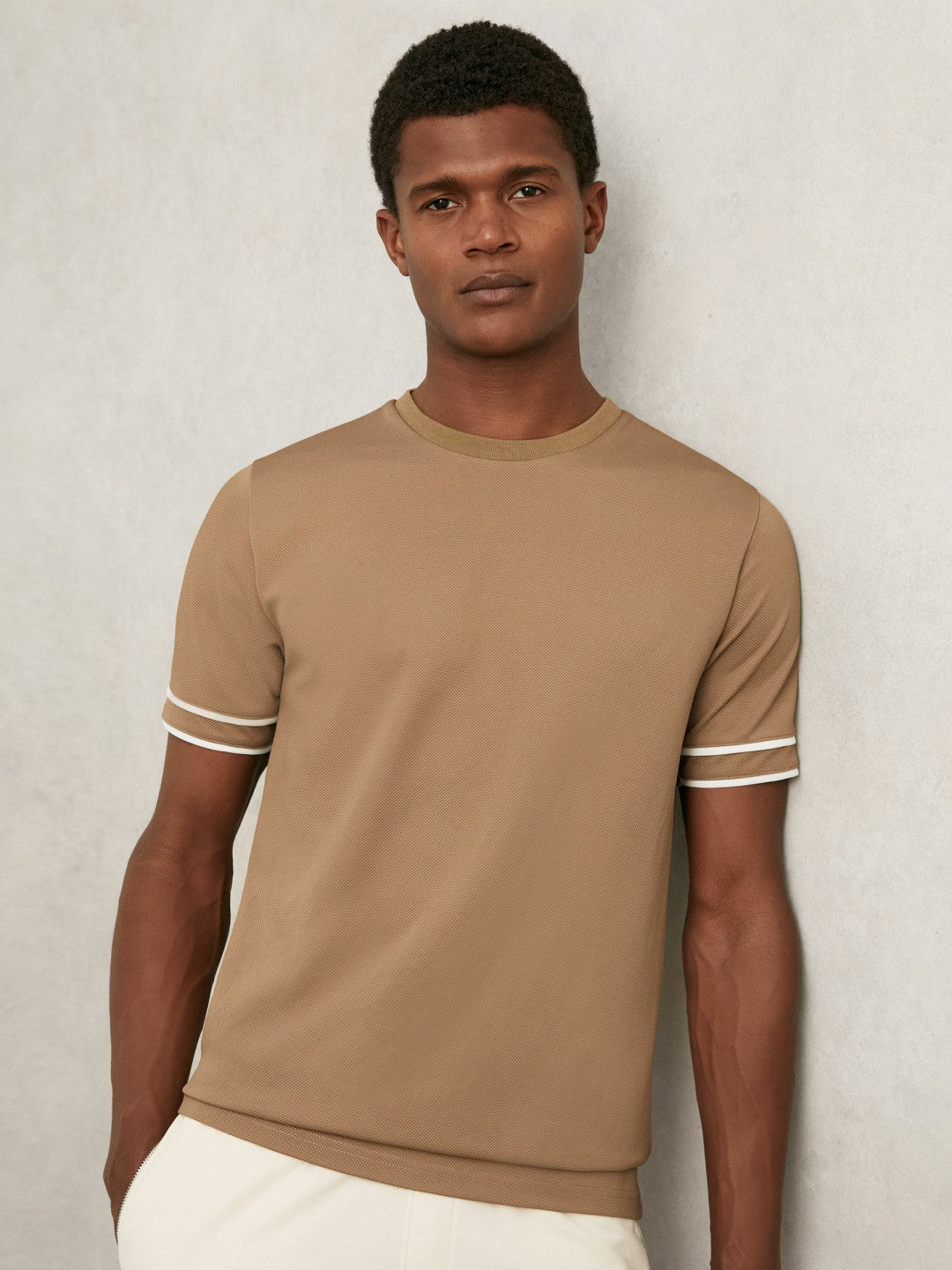 Textured Crew-Neck Tipped T-Shirt in Camel Brown Men | Reiss