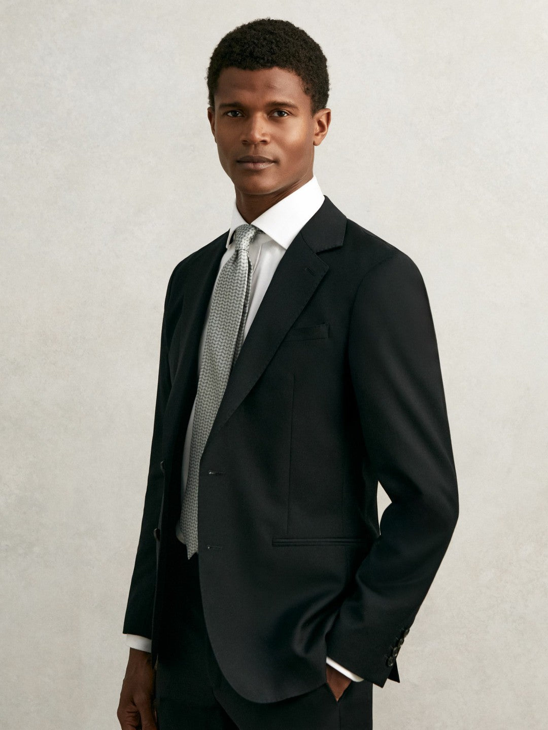 Silk Geometric-Chain Print Tie in Sage Men | Reiss