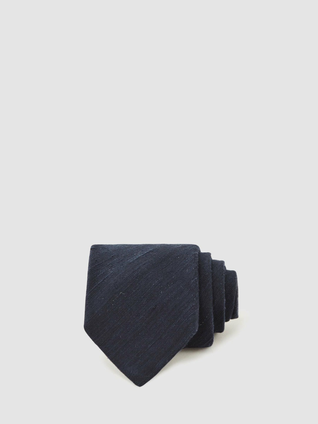 Silk Blend Textured Tie in Navy Men | Reiss