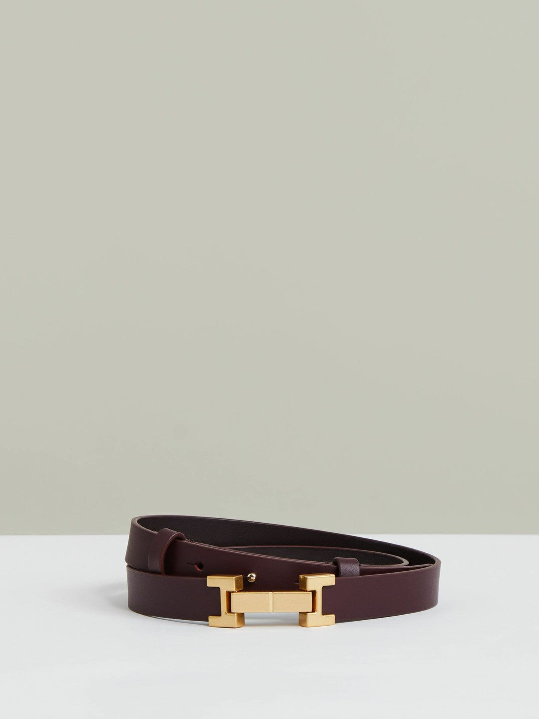 Leather Square Hinge Belt in Burgundy Women | Reiss