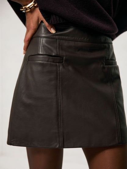 Leather Welt-Pocket Mini Skirt in Burgundy Women | Reiss