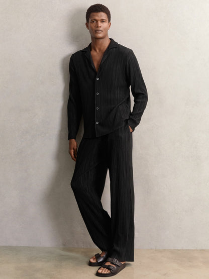 Plissé Cuban-Collar Long-Sleeve Shirt in Black Men | Reiss