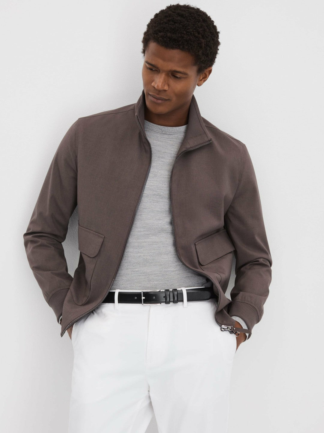 Smooth Leather Belt in Black Men | Reiss