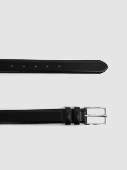 Smooth Leather Belt in Black Men | Reiss
