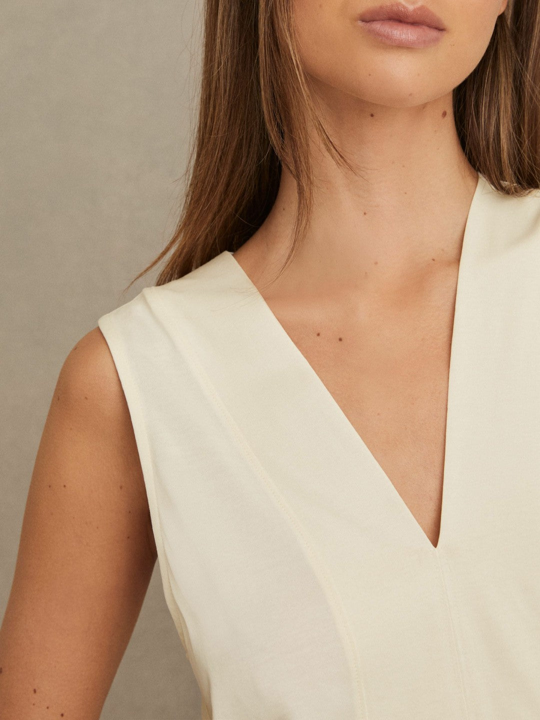 V-Neck Shell Top in Ivory Women | Reiss