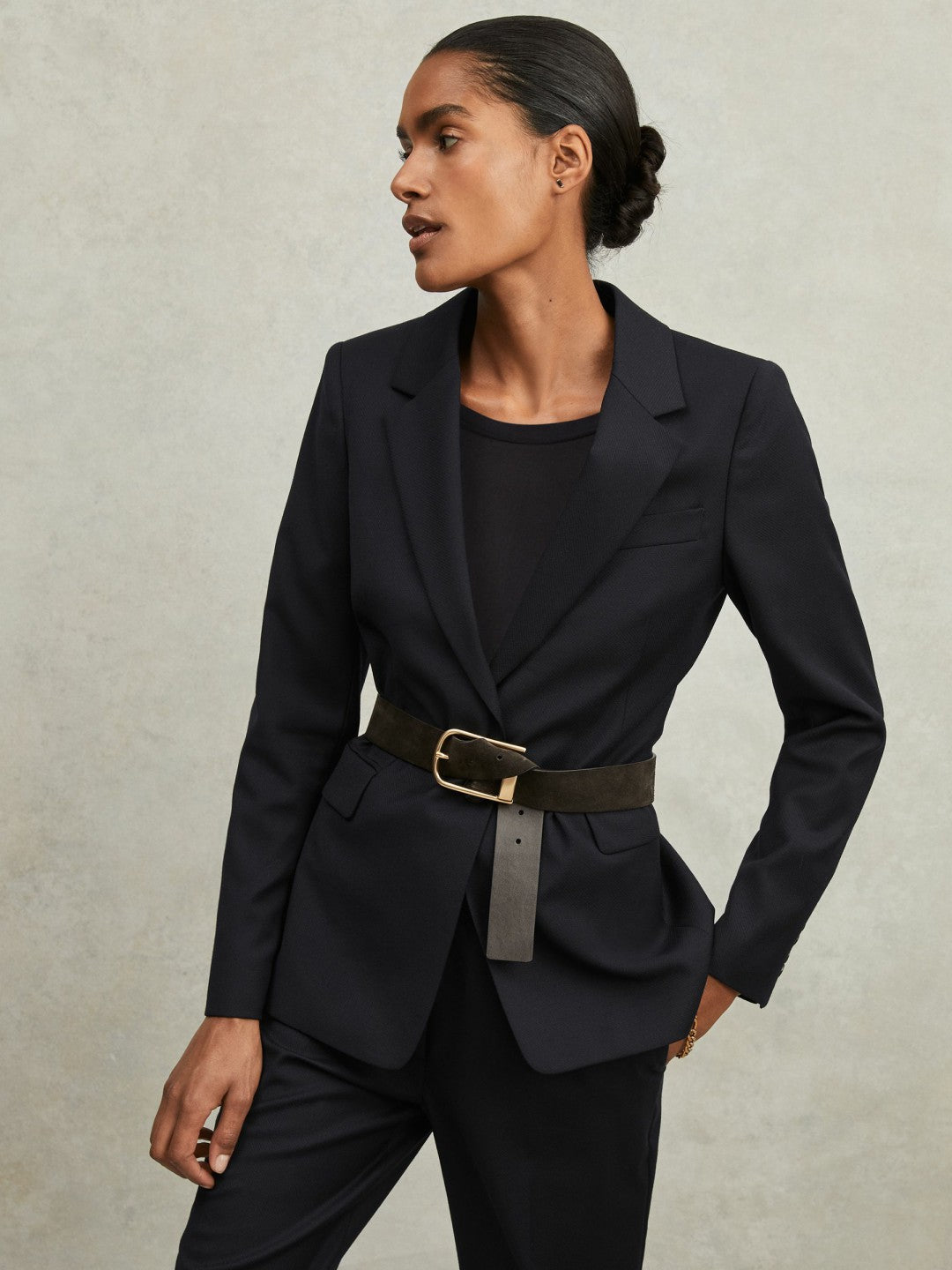 Single Breasted Suit Blazer in Navy Women | Reiss