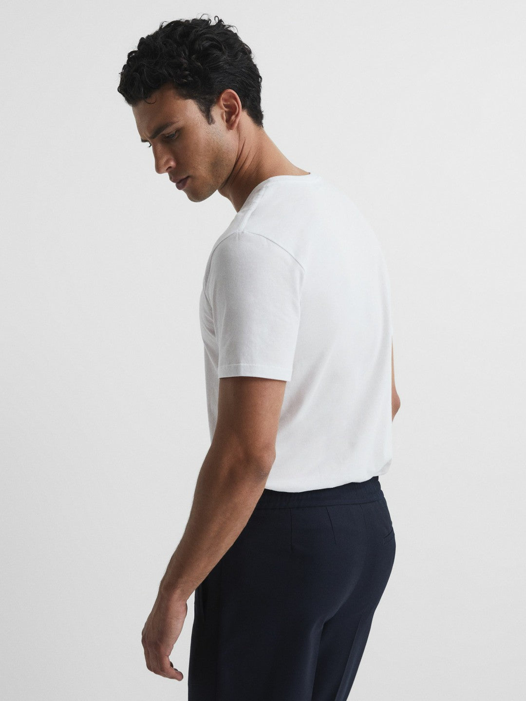 Three Pack Of Crew Neck T-shirts in White Men | Reiss