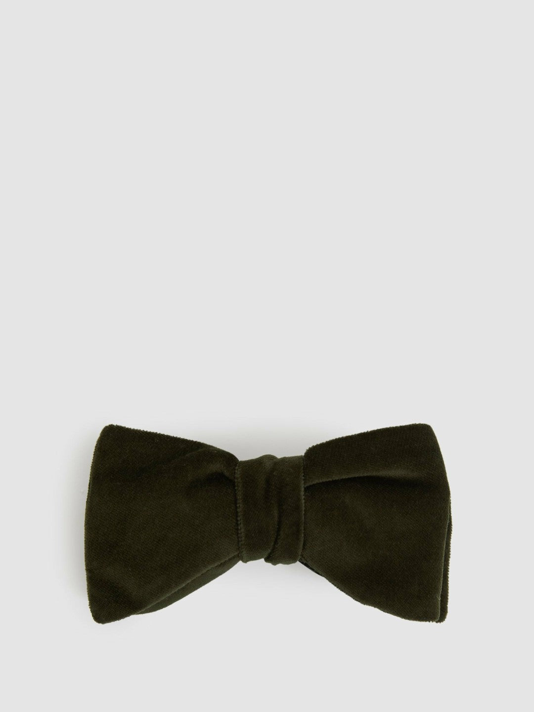 Velvet Bow Tie in Emerald Men | Reiss