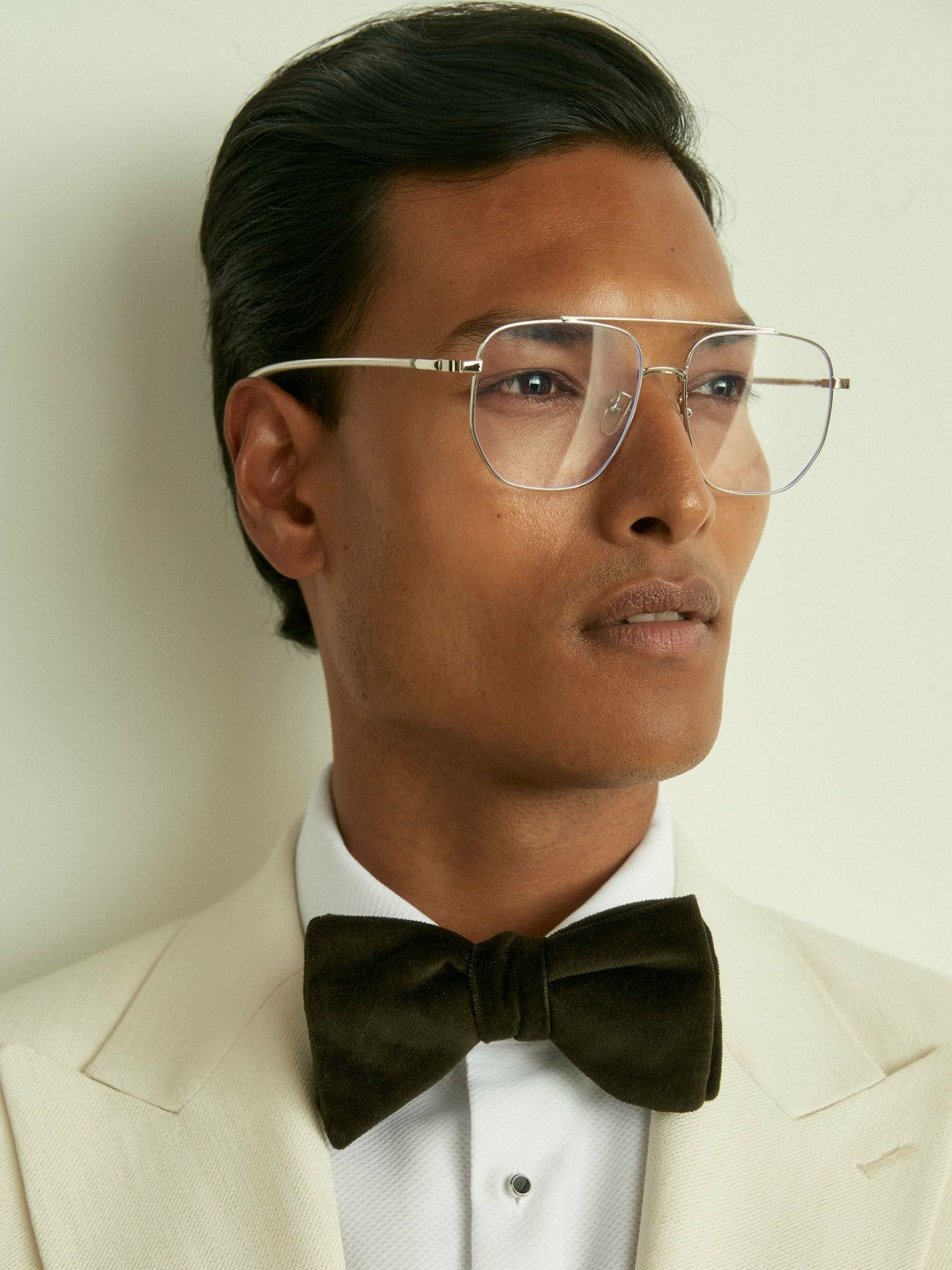 Velvet Bow Tie in Emerald Men | Reiss