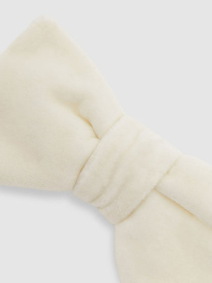 Velvet Bow Tie in Ivory Men | Reiss