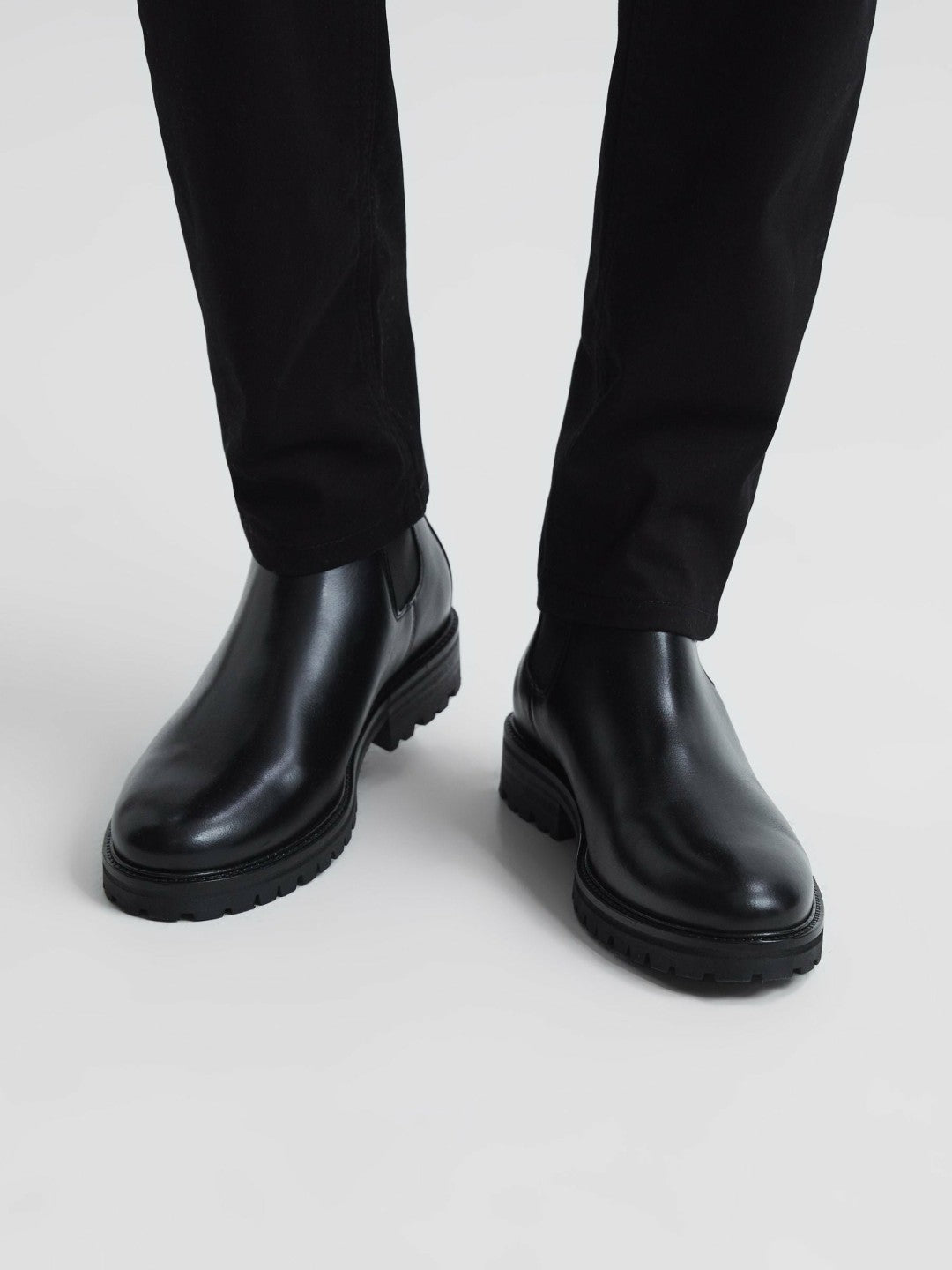 Leather Chelsea Boots in Black Men | Reiss