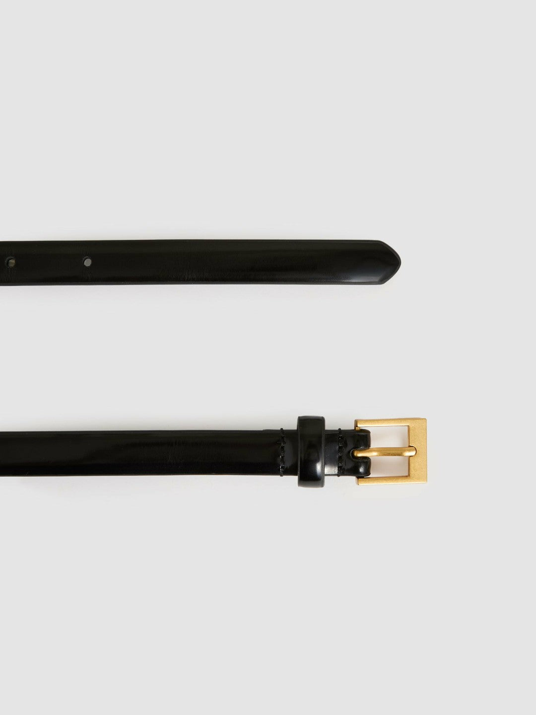 Thin Leather Belt in Black Women | Reiss