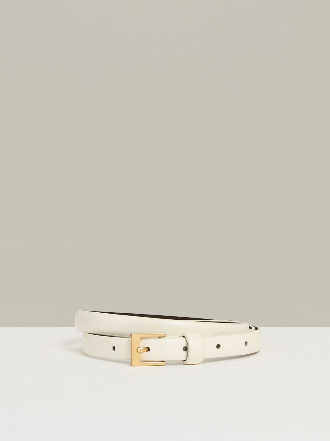 Thin Leather Belt in Off White Women | Reiss
