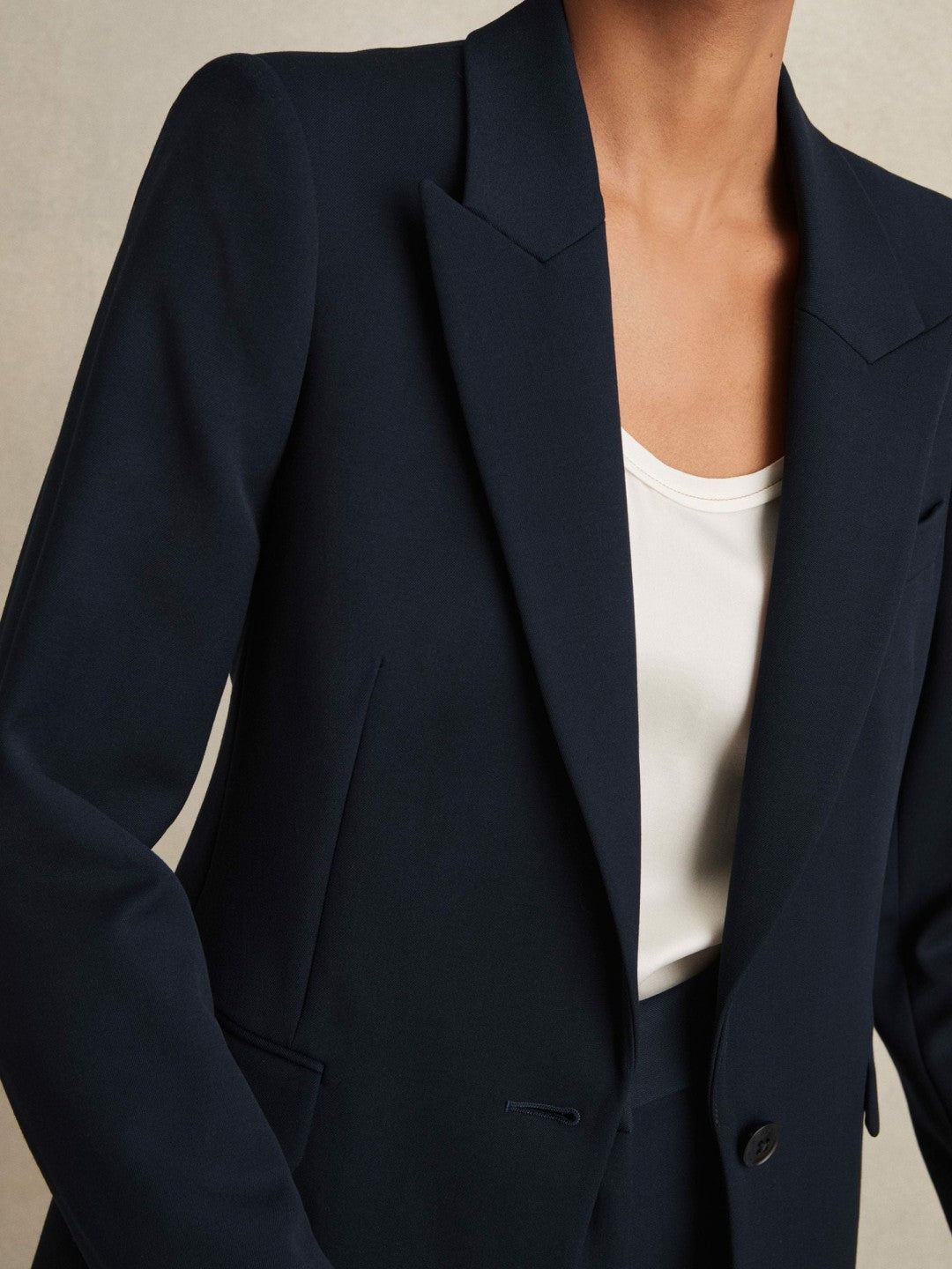 Tailored Single Breasted Suit Blazer in Navy Women | Reiss
