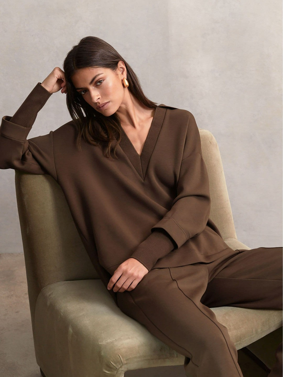 Interlock Open-Collar Sweatshirt in Chocolate Women | Reiss