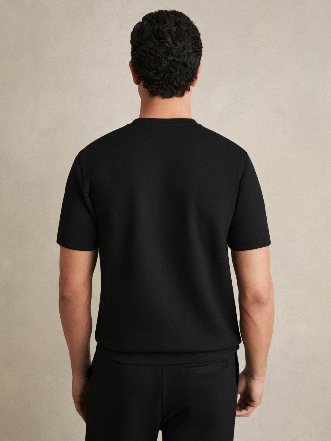 Interlock Jersey Crew Neck T-Shirt in Black Men | Reiss