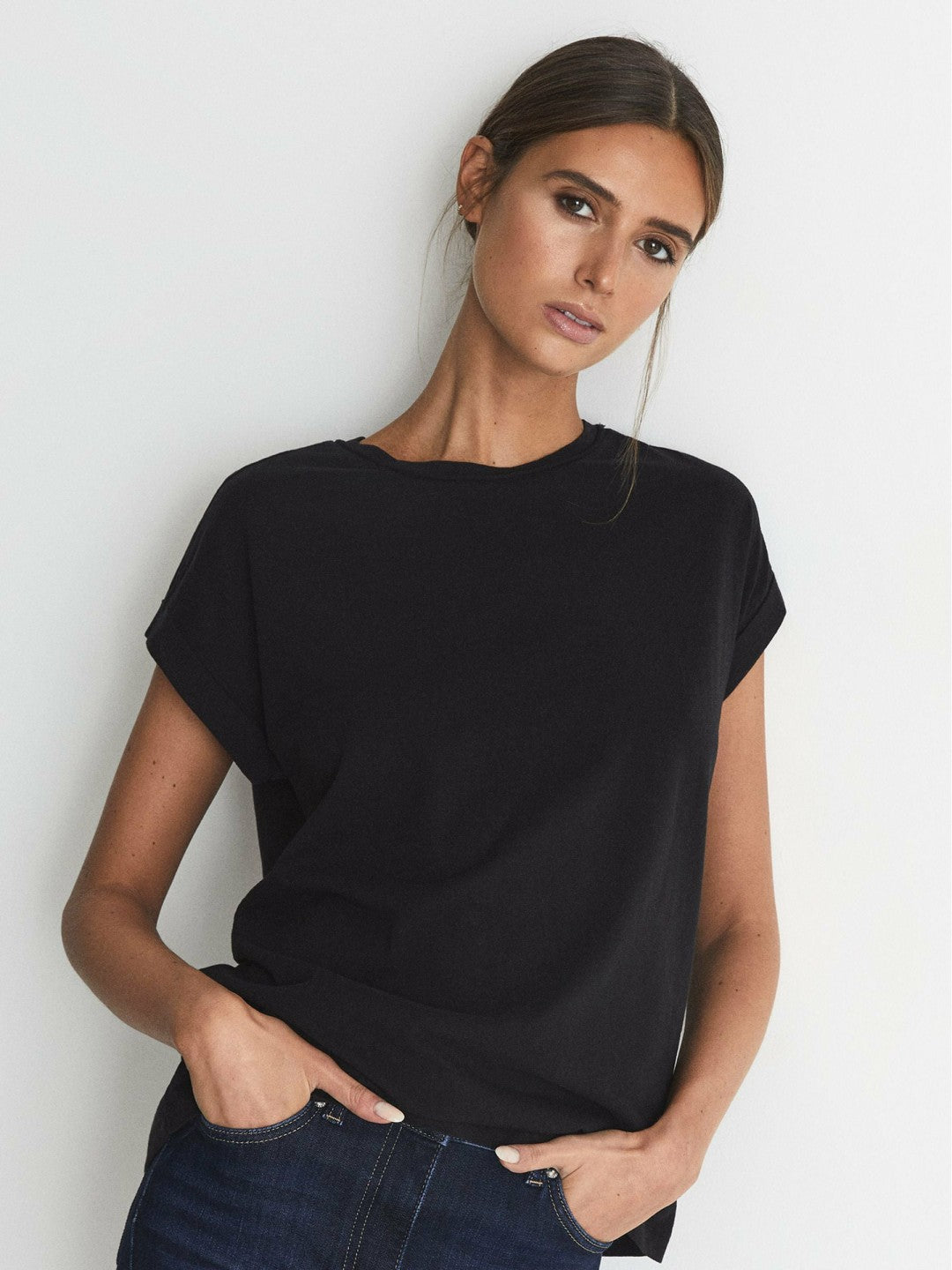 Cotton-jersey T-shirt in Black Women | Reiss