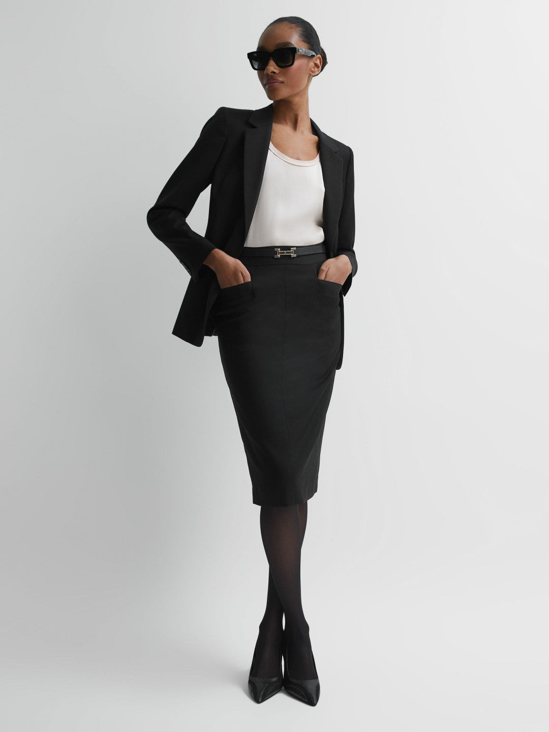 Tailored Pencil Skirt in Black Women | Reiss