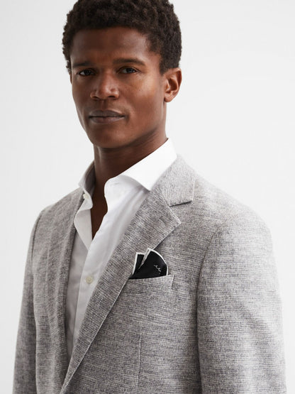 Plain Silk Pocket Square in Black Men | Reiss