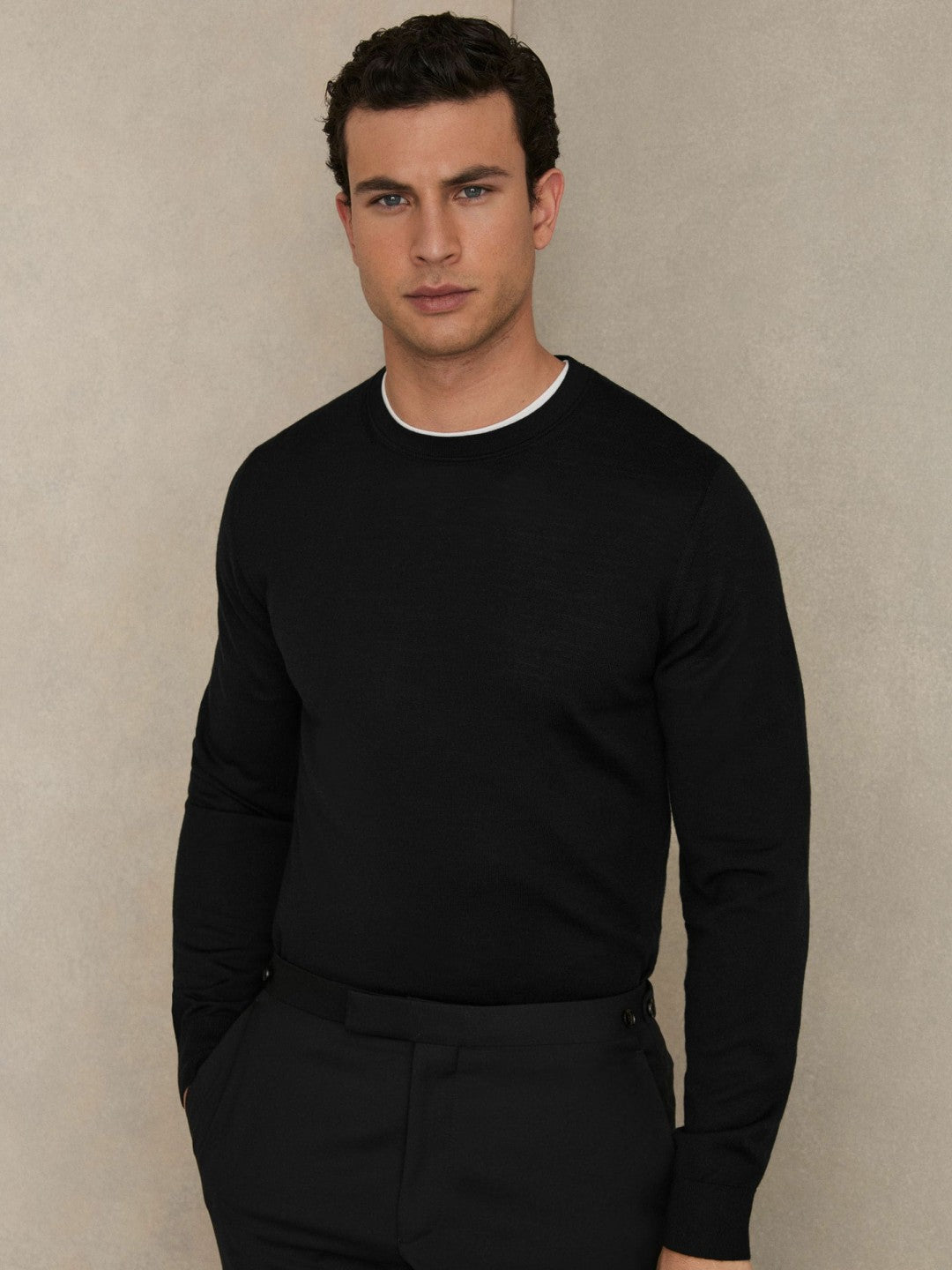 Merino Wool Crew Neck Jumper in Black Men | Reiss