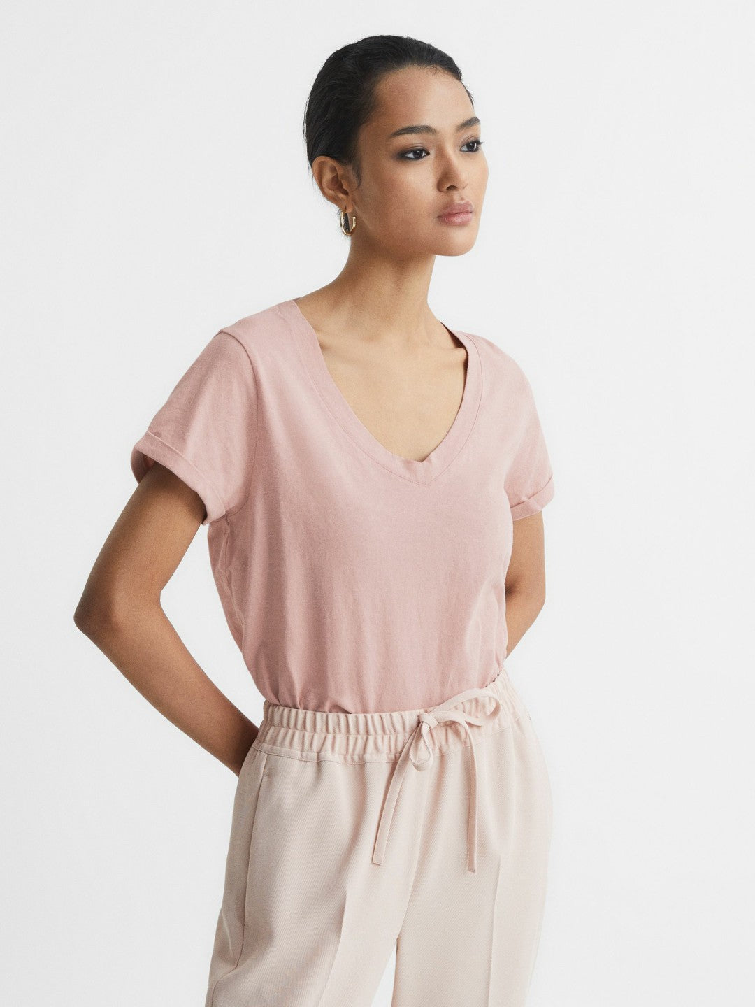 Cotton-Jersey V-Neck T-Shirt in Light Pink Women | Reiss