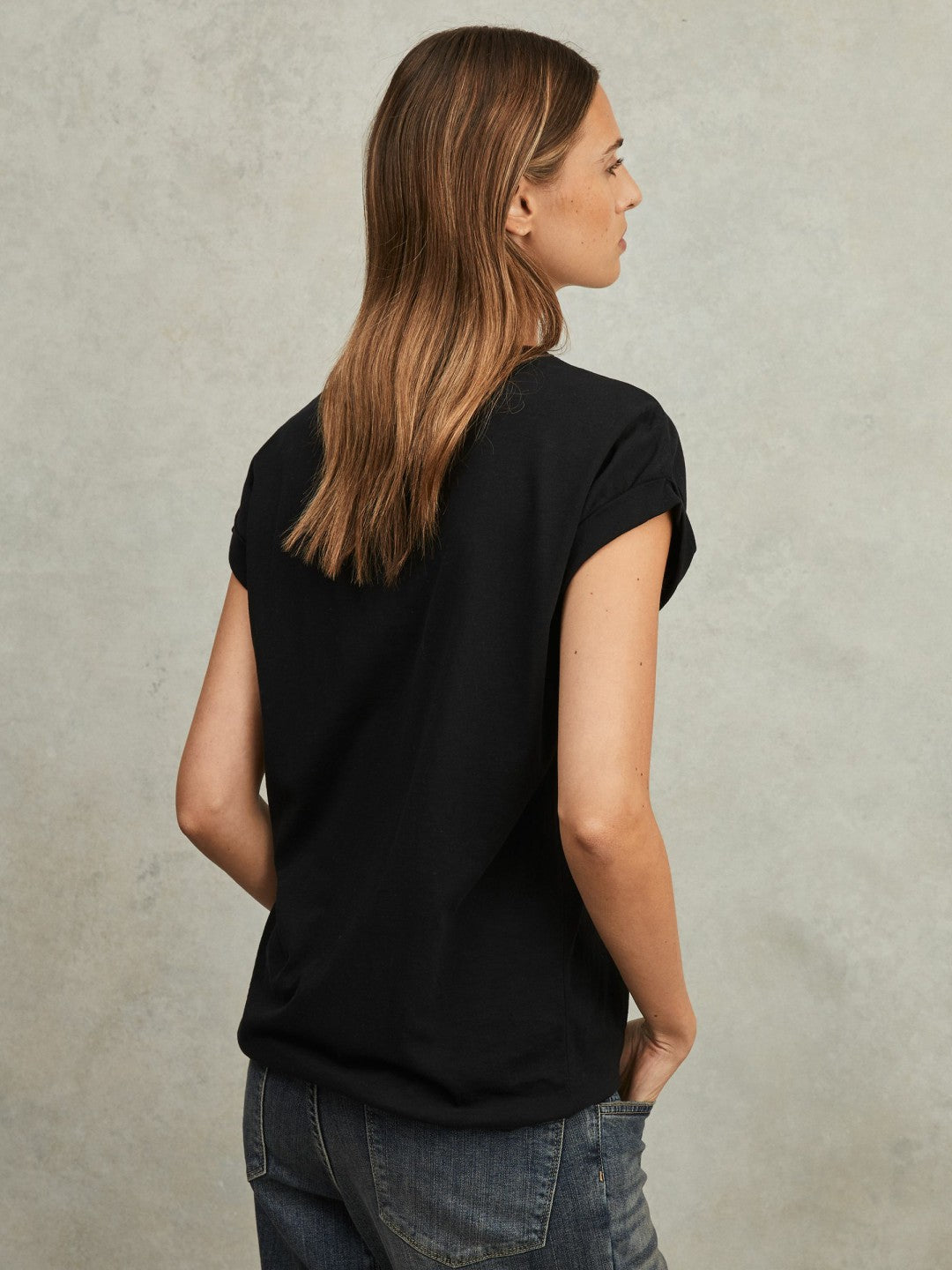 Cotton-Jersey Crew Neck T-Shirt in Black Women | Reiss