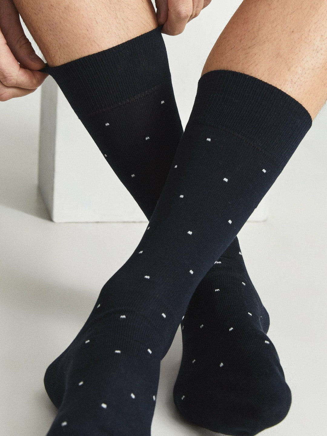 Polka Dot Socks in Navy Men | Reiss