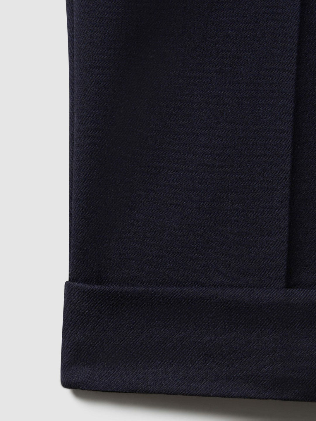 Relaxed-Fit Pleated Tapered Trousers in Navy Men | Reiss