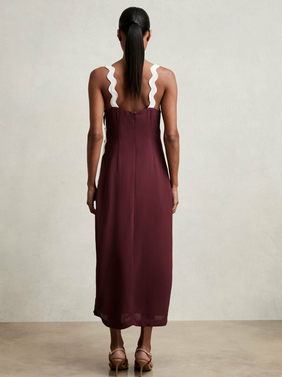 Wave-Trim Crepe Midi Dress in Burgundy Women | Reiss