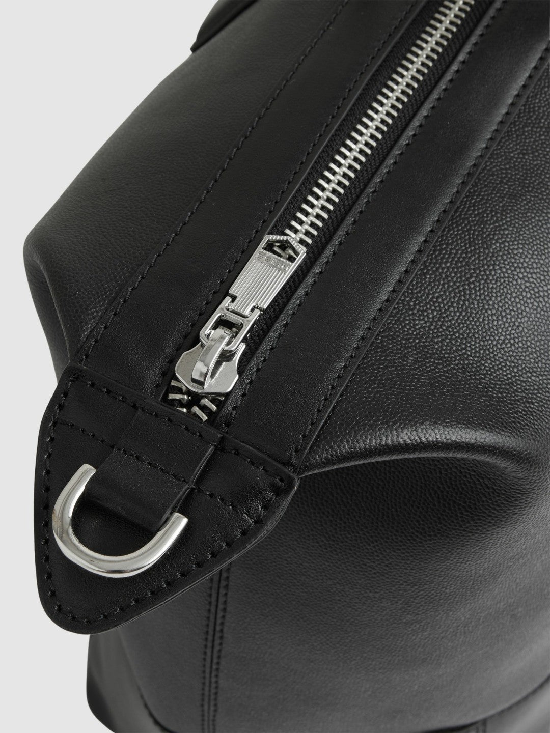 Micro-Grain Leather Holdall in Black Men | Reiss