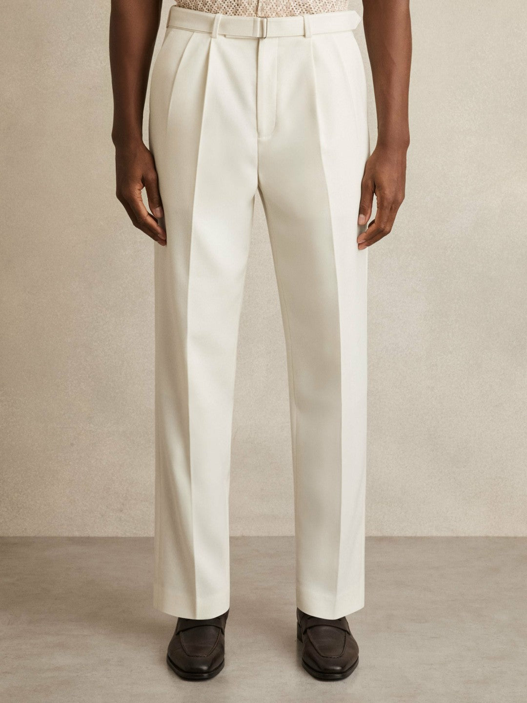 Wool-Blend Belted Pleated Trousers Regular-Fit in White Men | Reiss