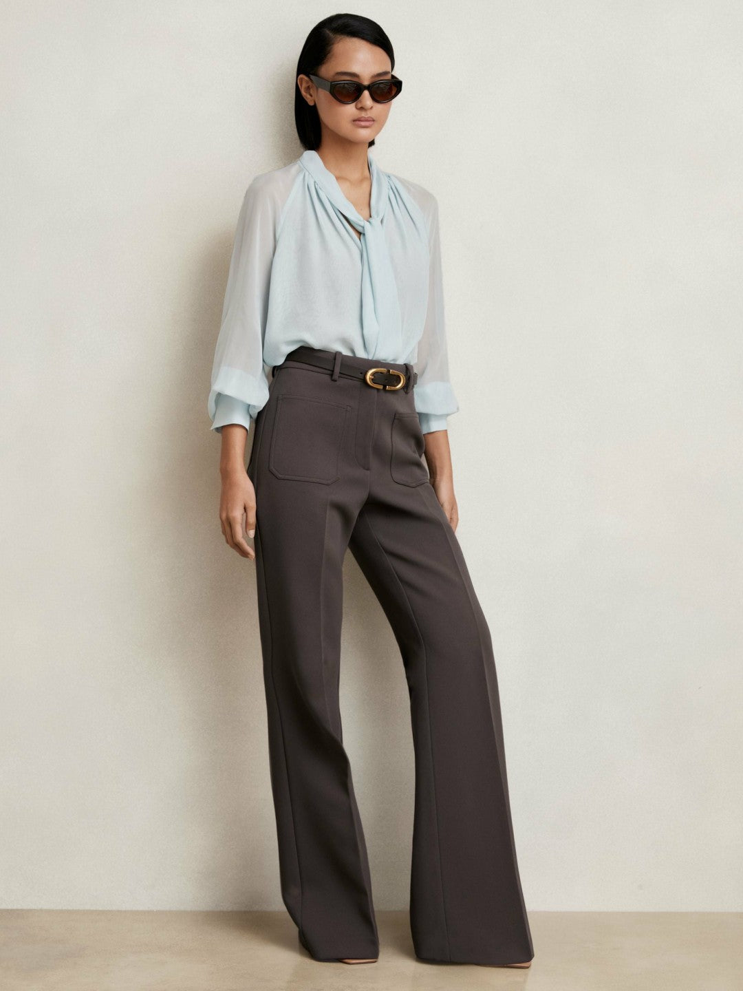 Twill Patch-Pocket Flared Trousers in Mauve Neutral Women | Reiss
