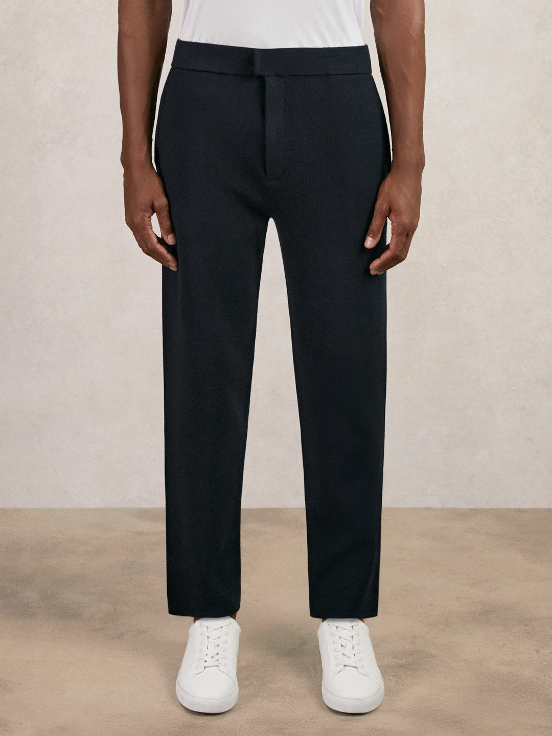 Tapered Knitted Trousers in Navy Men | Reiss