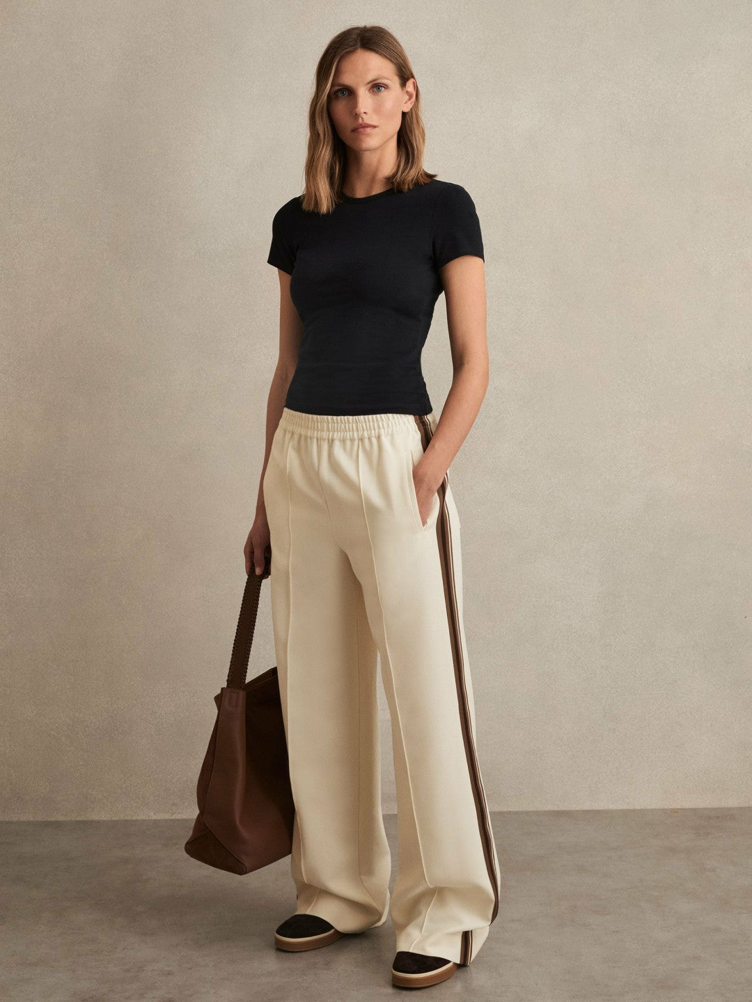 Side-Stripe Wide-Leg Trousers in Cream Women | Reiss