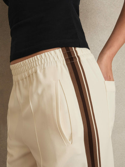 Side-Stripe Wide-Leg Trousers in Cream Women | Reiss