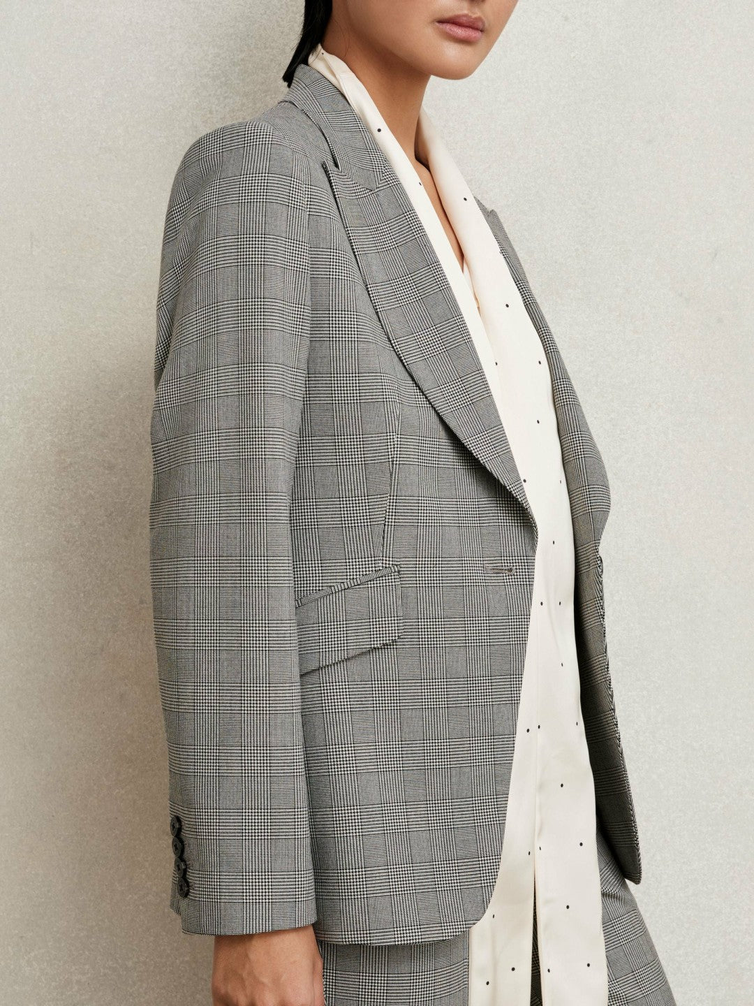 Petite Single-Breasted Check Suit Blazer in Grey Women | Reiss
