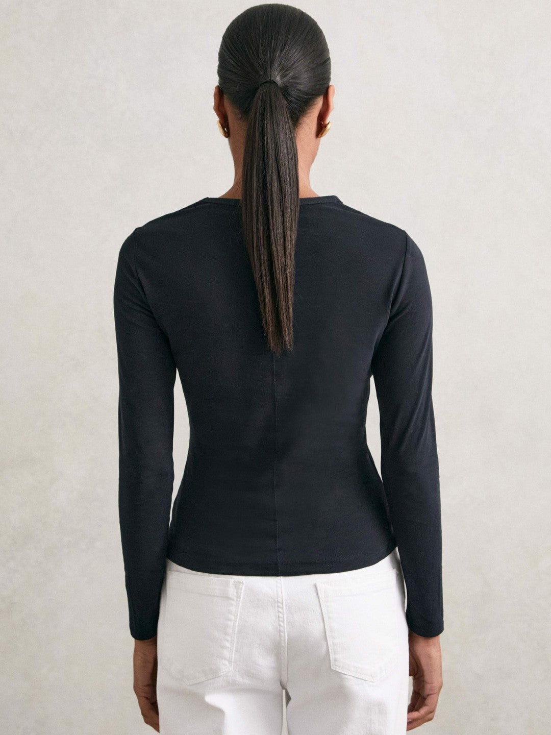 Cotton Crew-Neck Long-Sleeve T-Shirt With Stretch in Black Women | Reiss